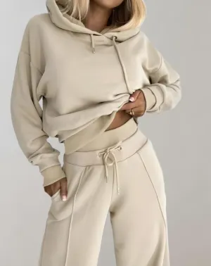 Bente | Minimalistisch Comfort Tracksuit