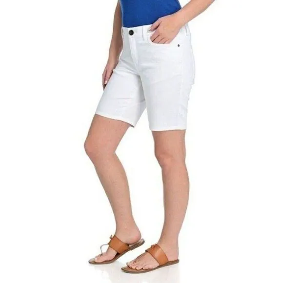Bermuda Shorts . Size: 4 Average Skimmer ..... (2) Pair Bundle .  White