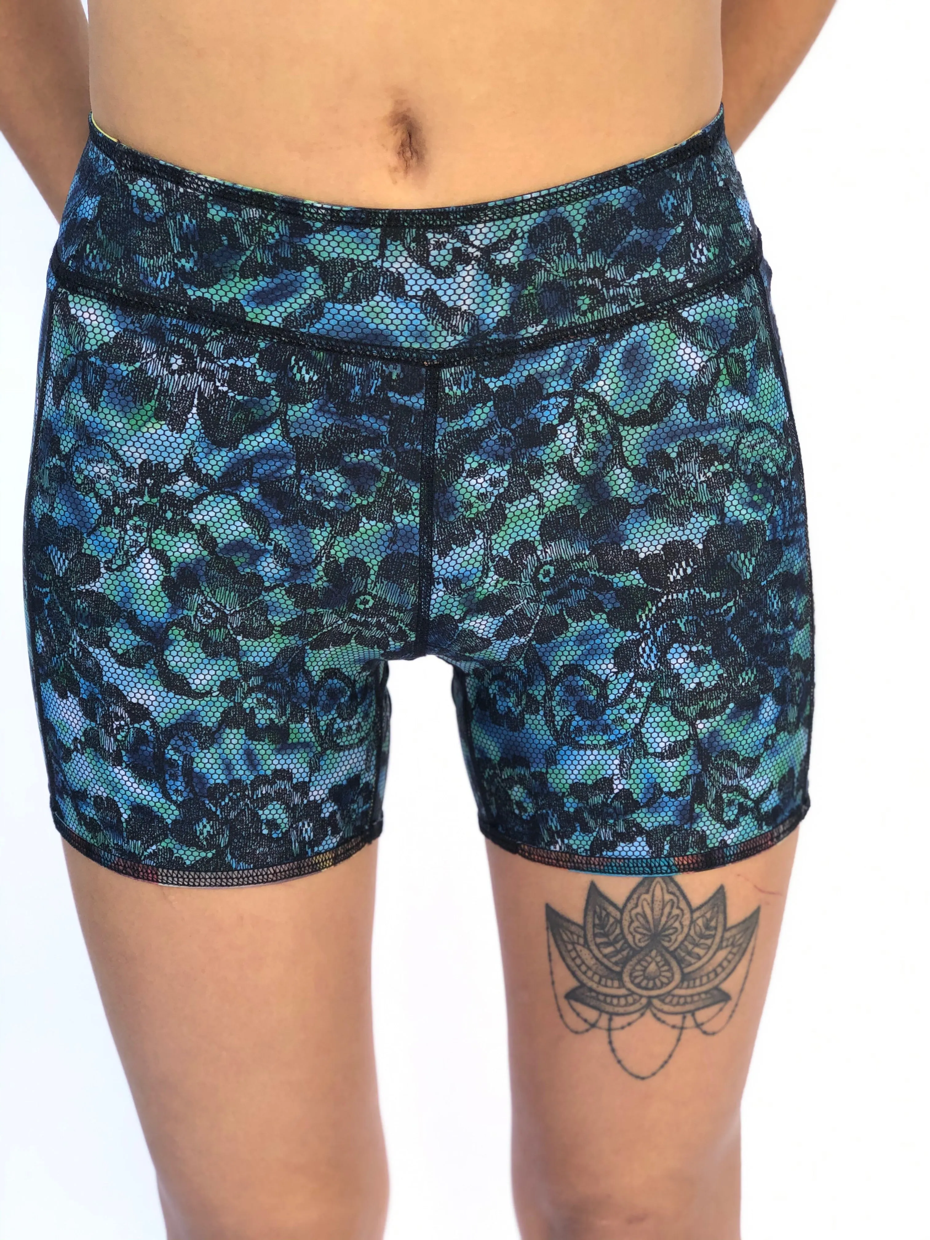 BIKE SHORTS BLUE LACE/1950'S HAWAII