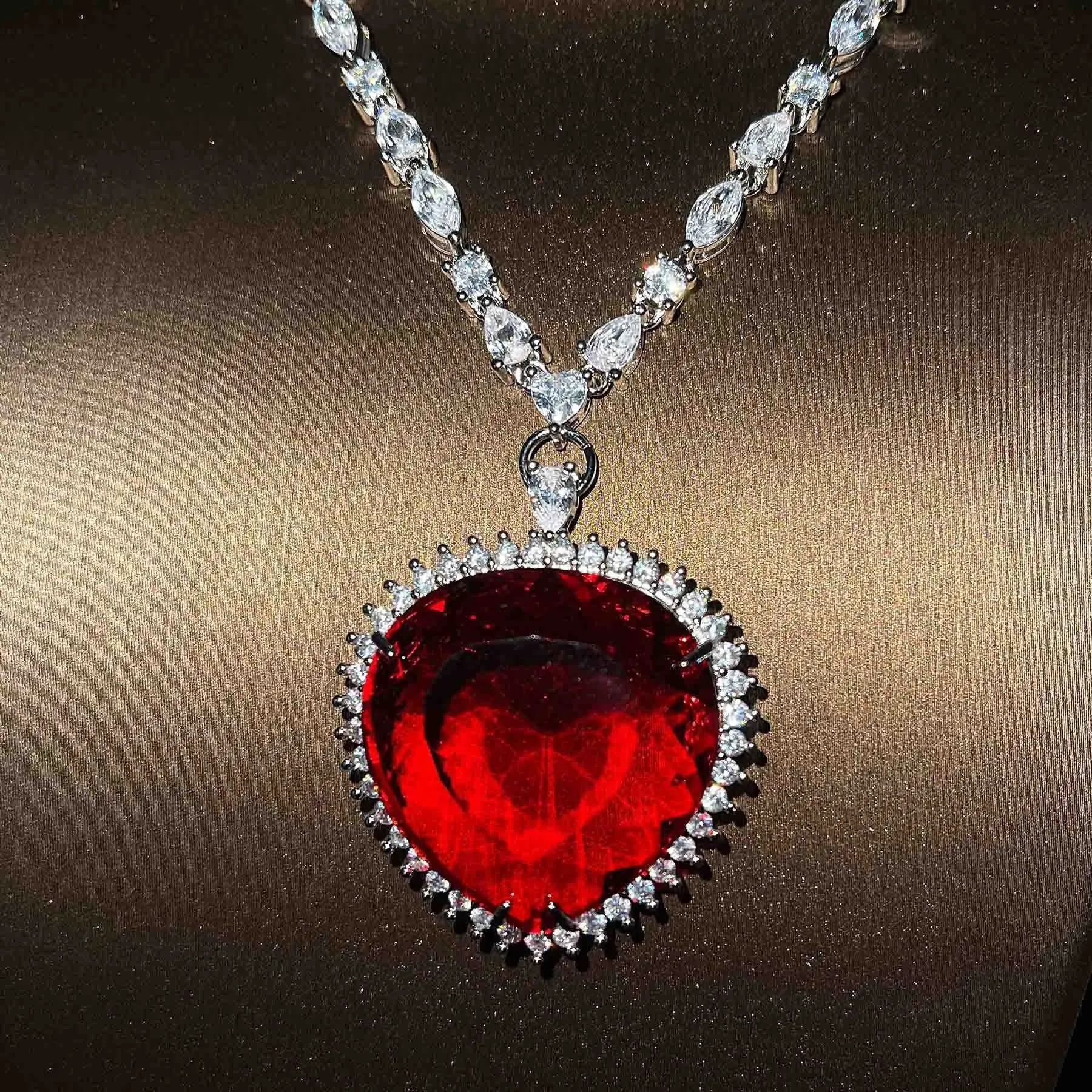 Blue Red TITANIC Heart of the Ocean Necklaces Crystal Chain Pendant Necklace