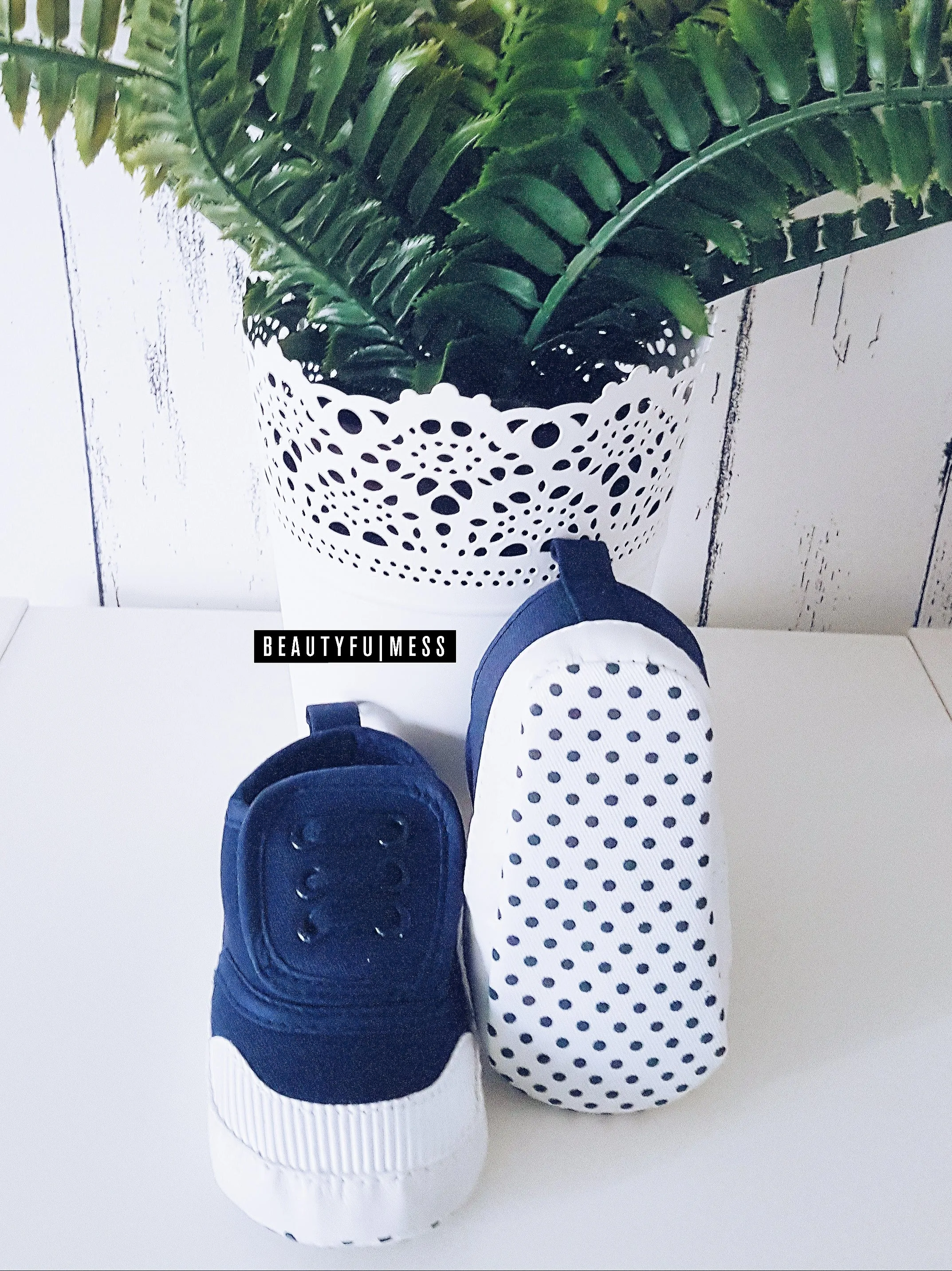 Canvas Sneaks (2 colours)