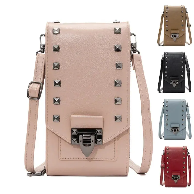 Chic Rivet Design Shoulder Bag