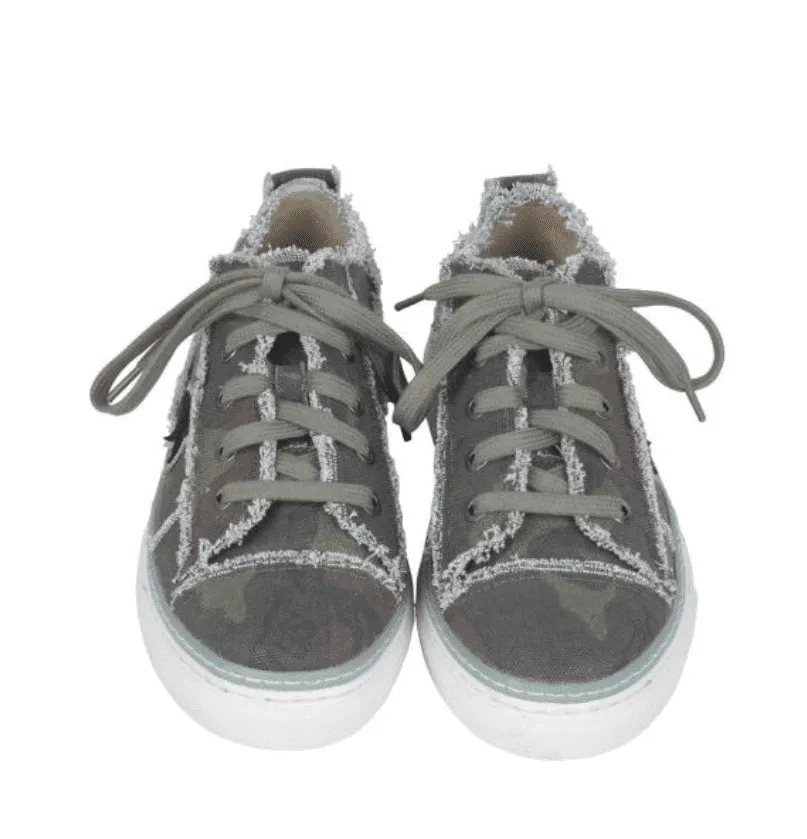CLEARANCE- Aeory Camo Canvas Sneakers