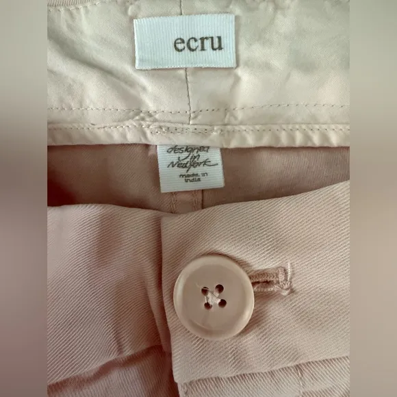 ECRU Designed In New York Bermuda Denim Shorts Women’s 6 Pink Distressed Hem