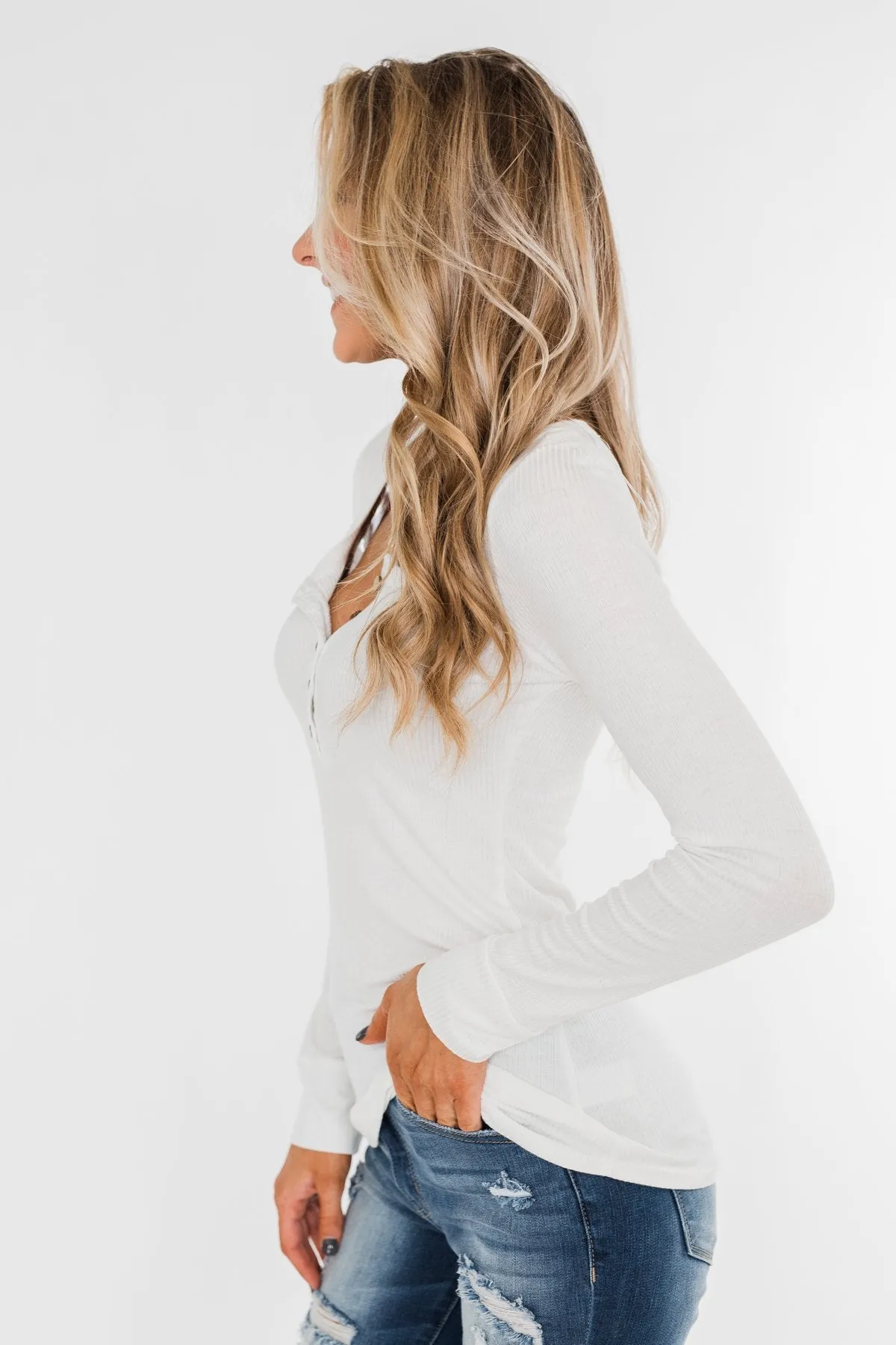 Essential 5-Button Henley Top- Off White