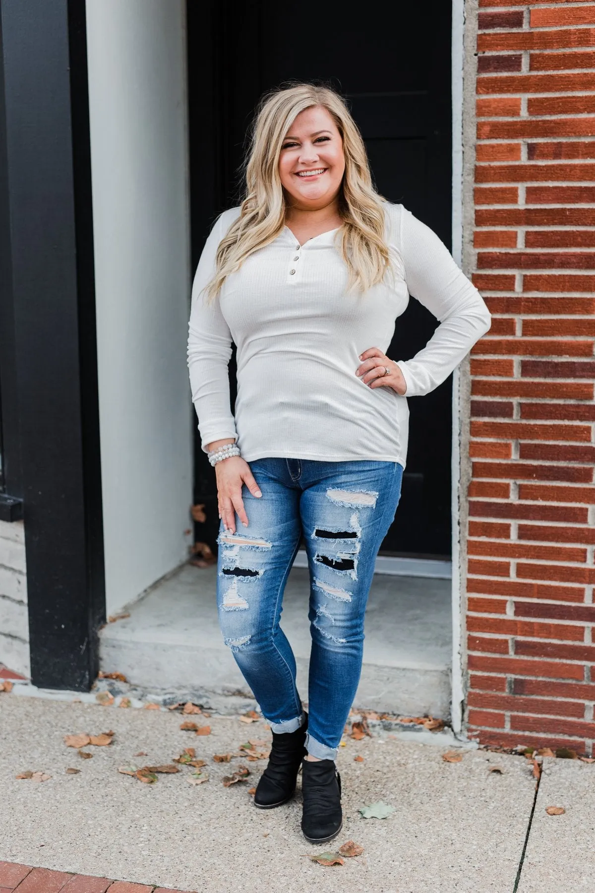 Essential 5-Button Henley Top- Off White