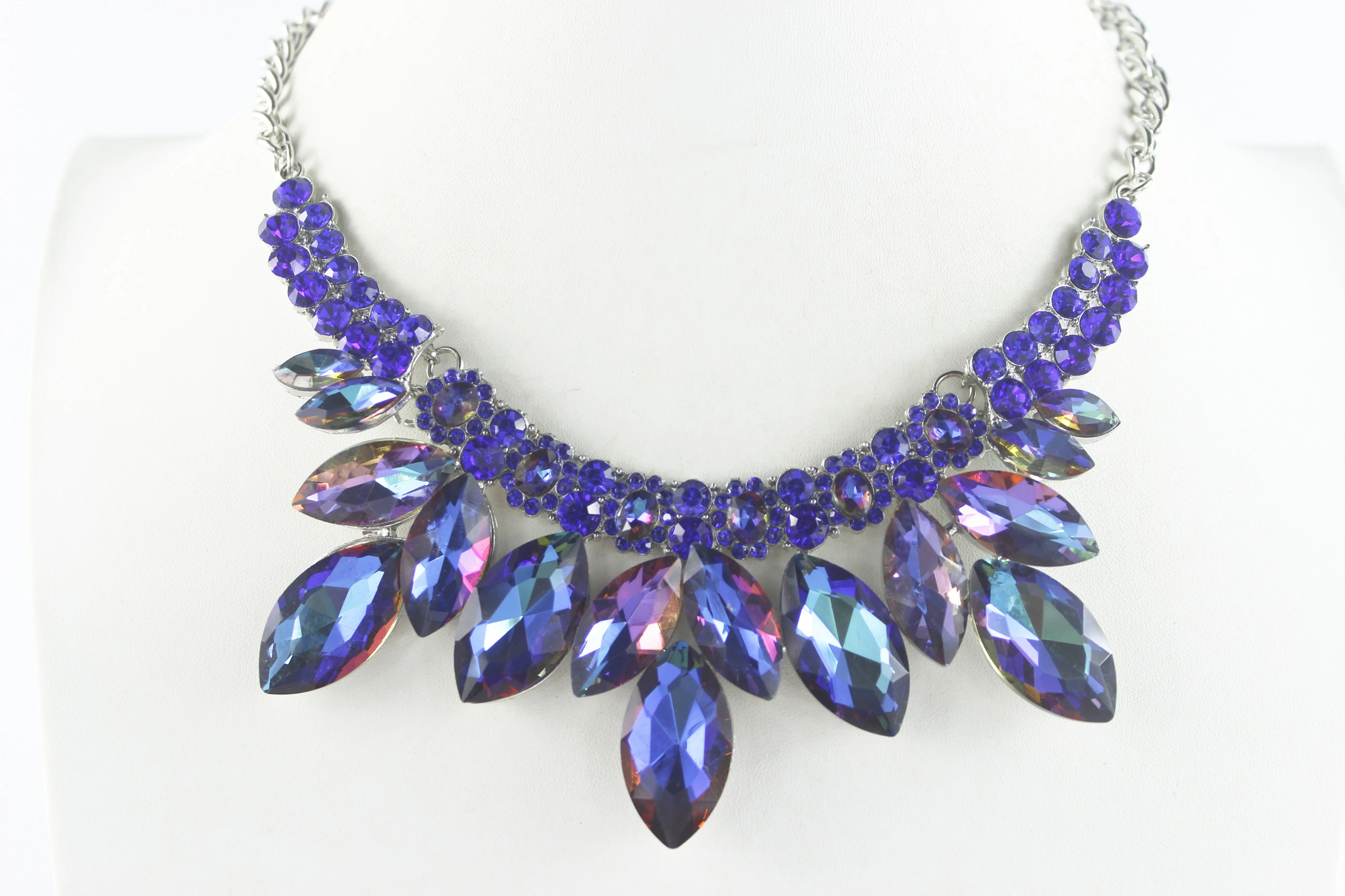 Floral Crystal Necklaces N2546