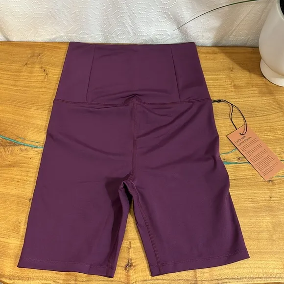 Girlfriend Collective super high rise Plum Bike Shorts NWT