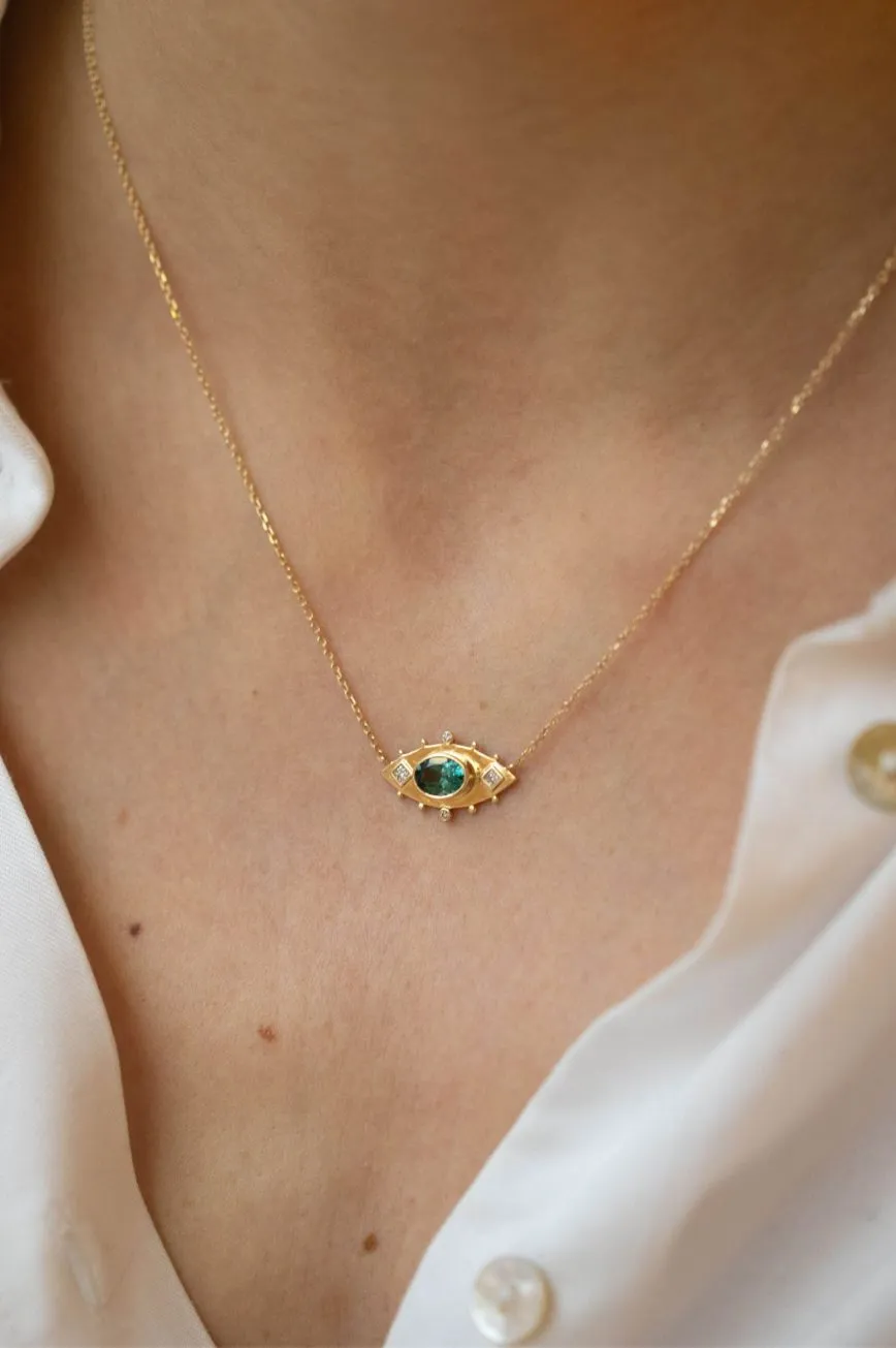Green Tourmaline Oval Eye and Square Diamonds Chain Necklace