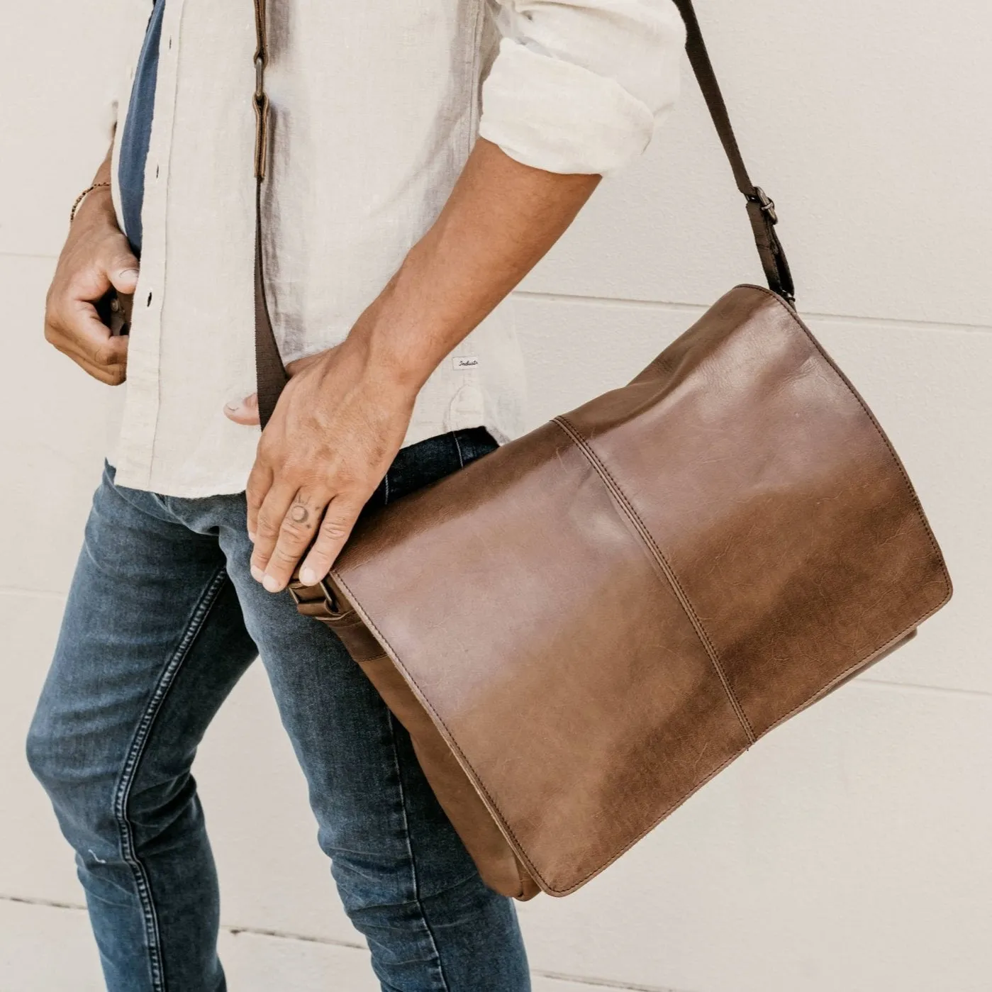 Leather Messenger Bag for Men - Lincoln 15