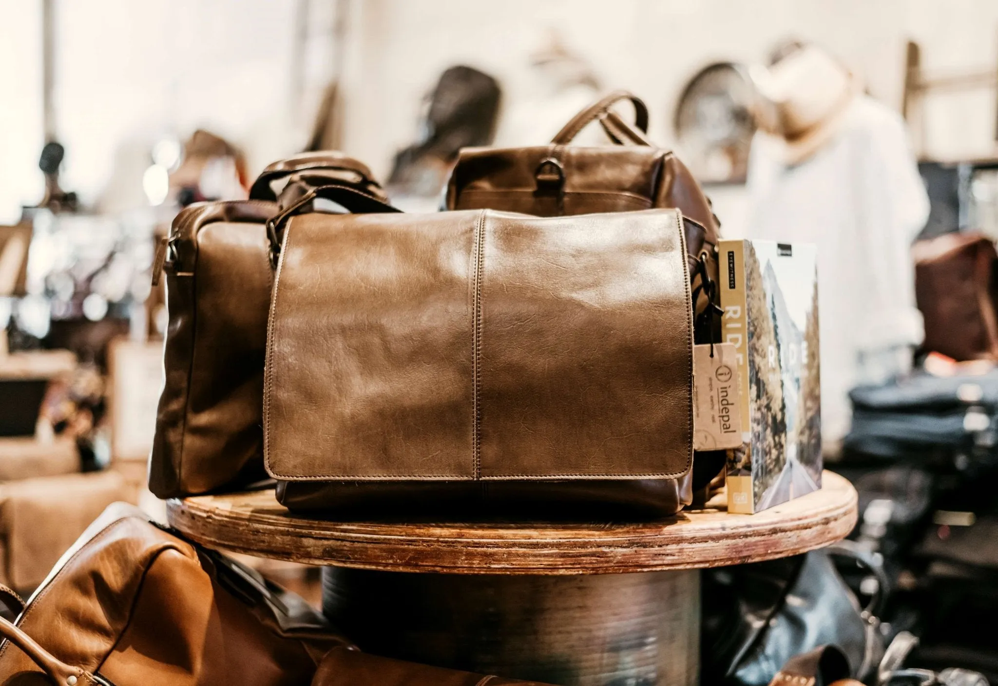 Leather Messenger Bag for Men - Lincoln 15