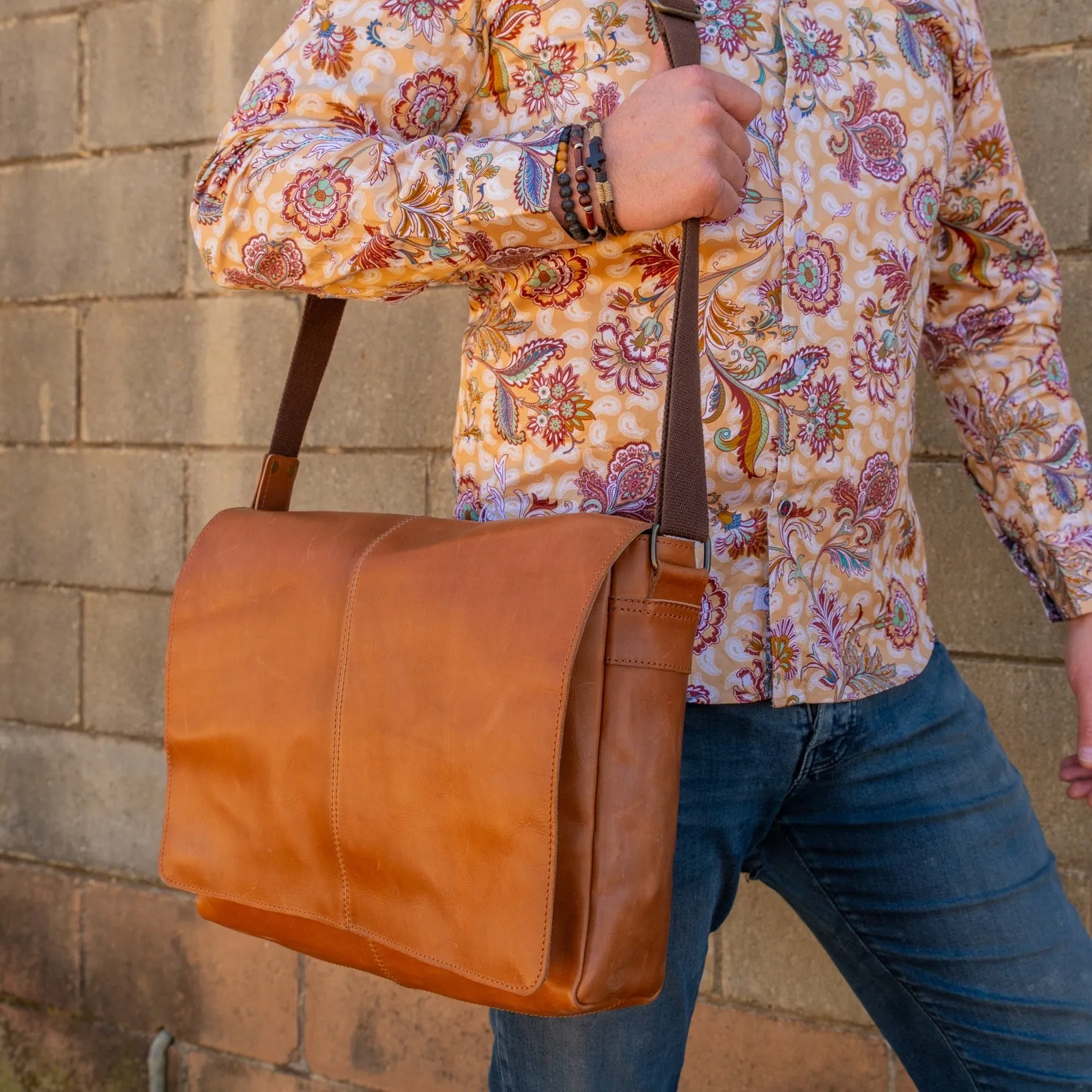 Leather Messenger Bag for Men - Lincoln 15