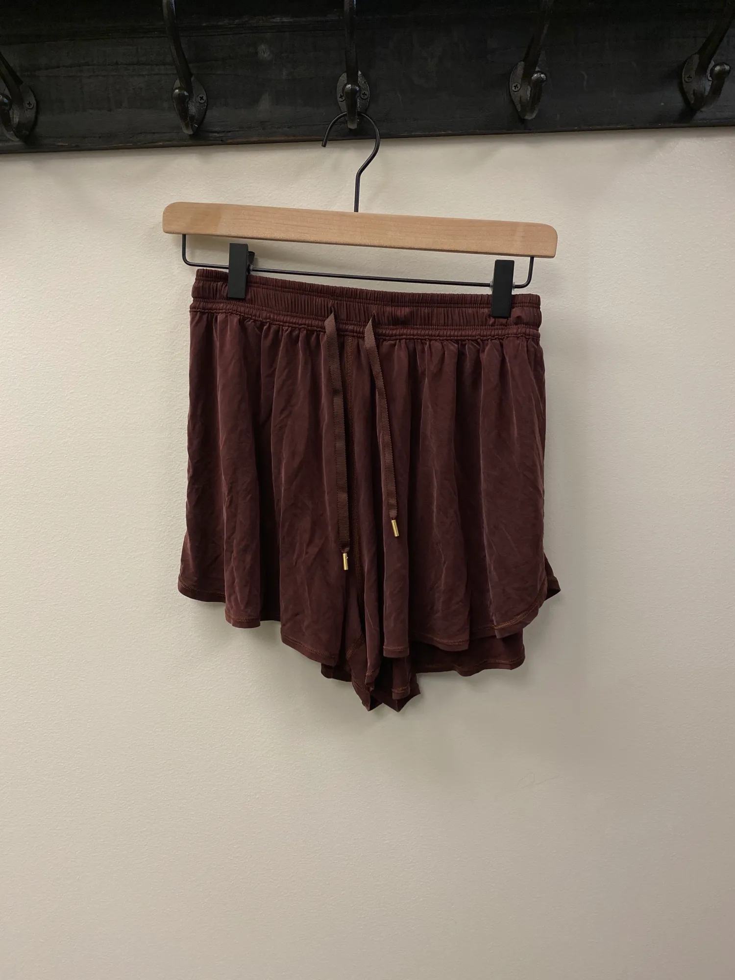 Lulu Lemon Athletic Shorts Size 5/6