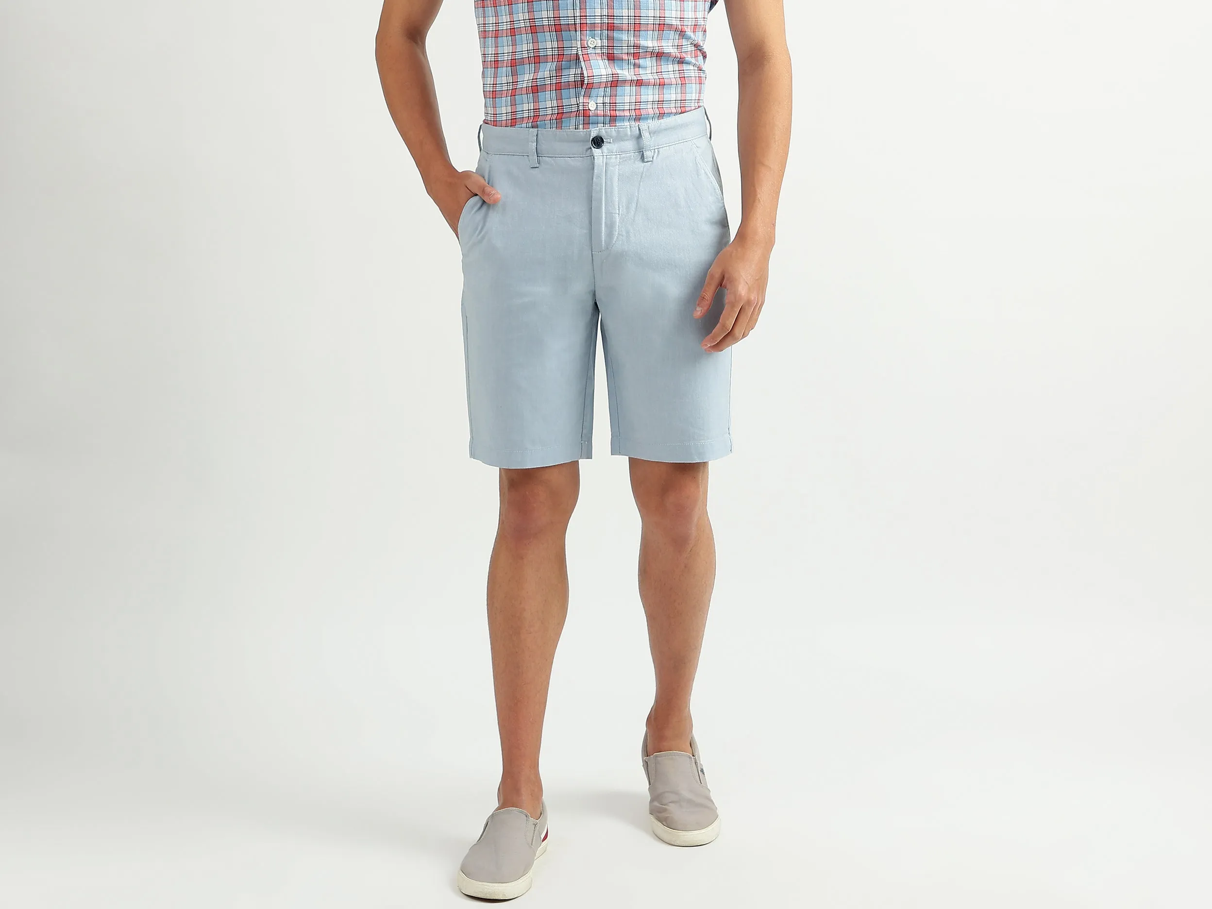 Men Solid Slim Fit Shorts