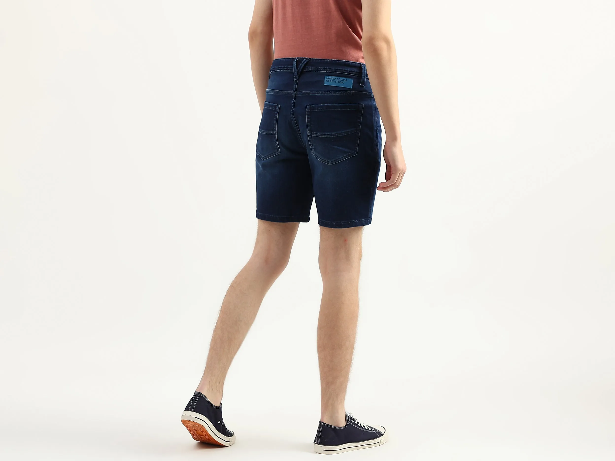 Men Solid Slim Fit Shorts