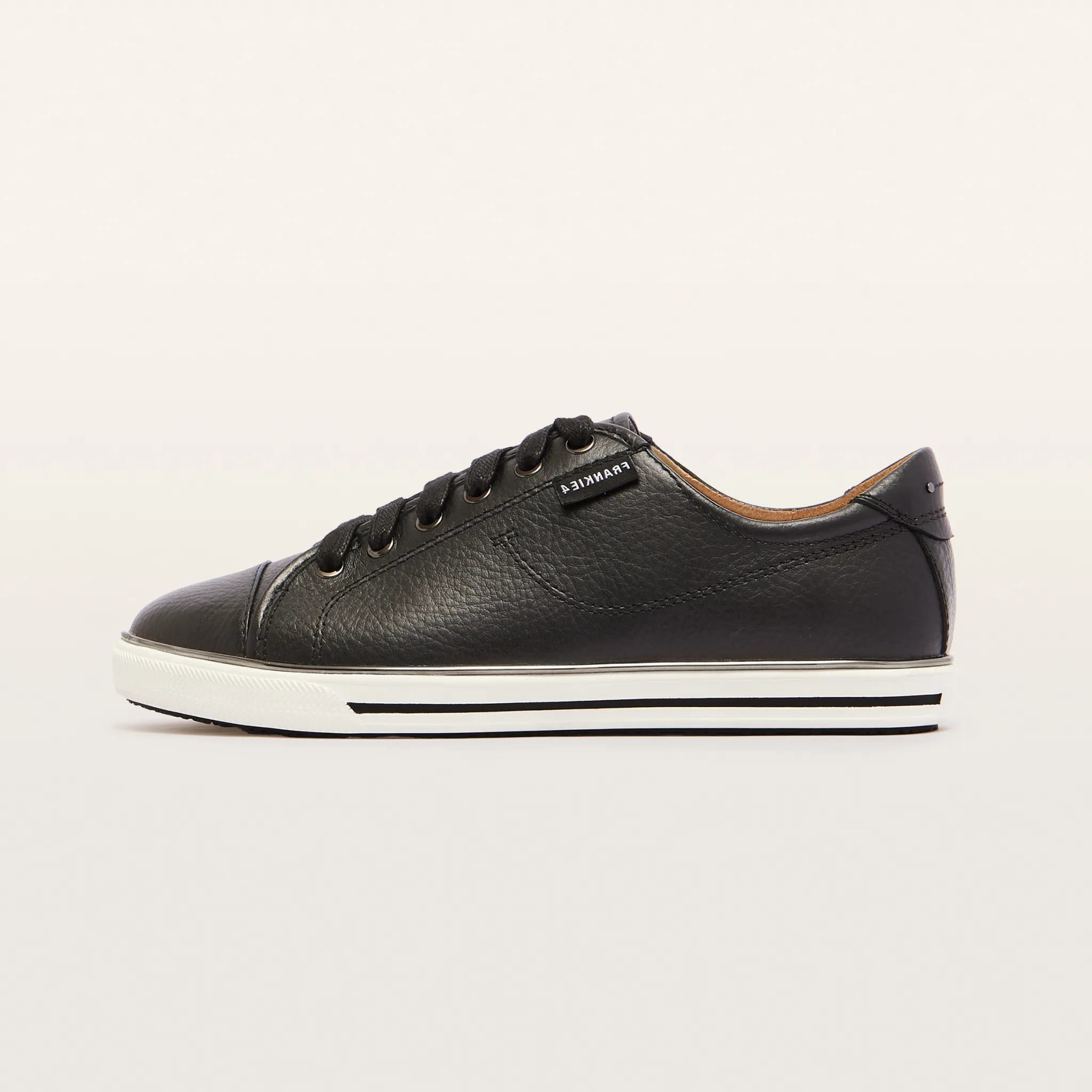 Nat III Black/White Leather Sneakers