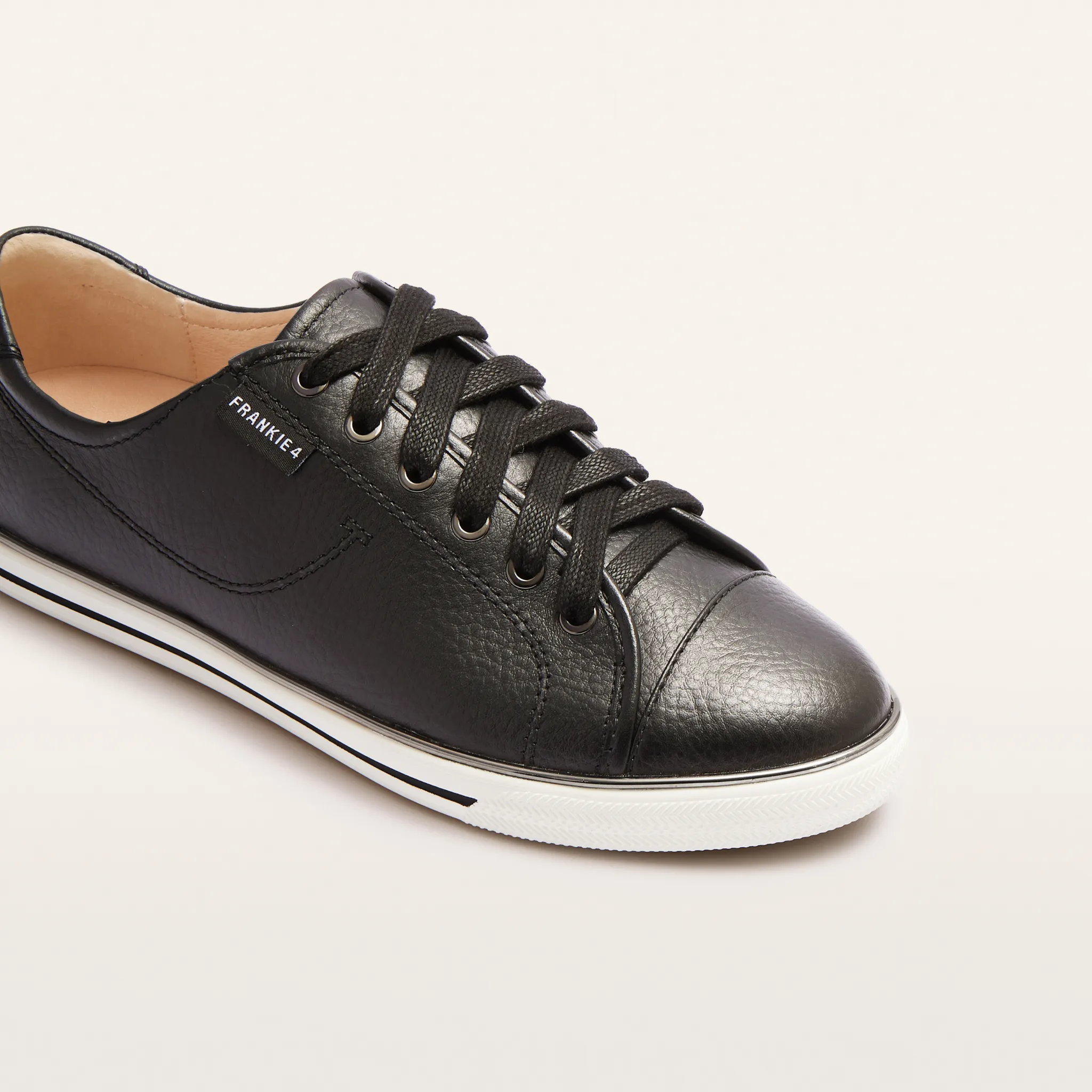 Nat III Black/White Leather Sneakers