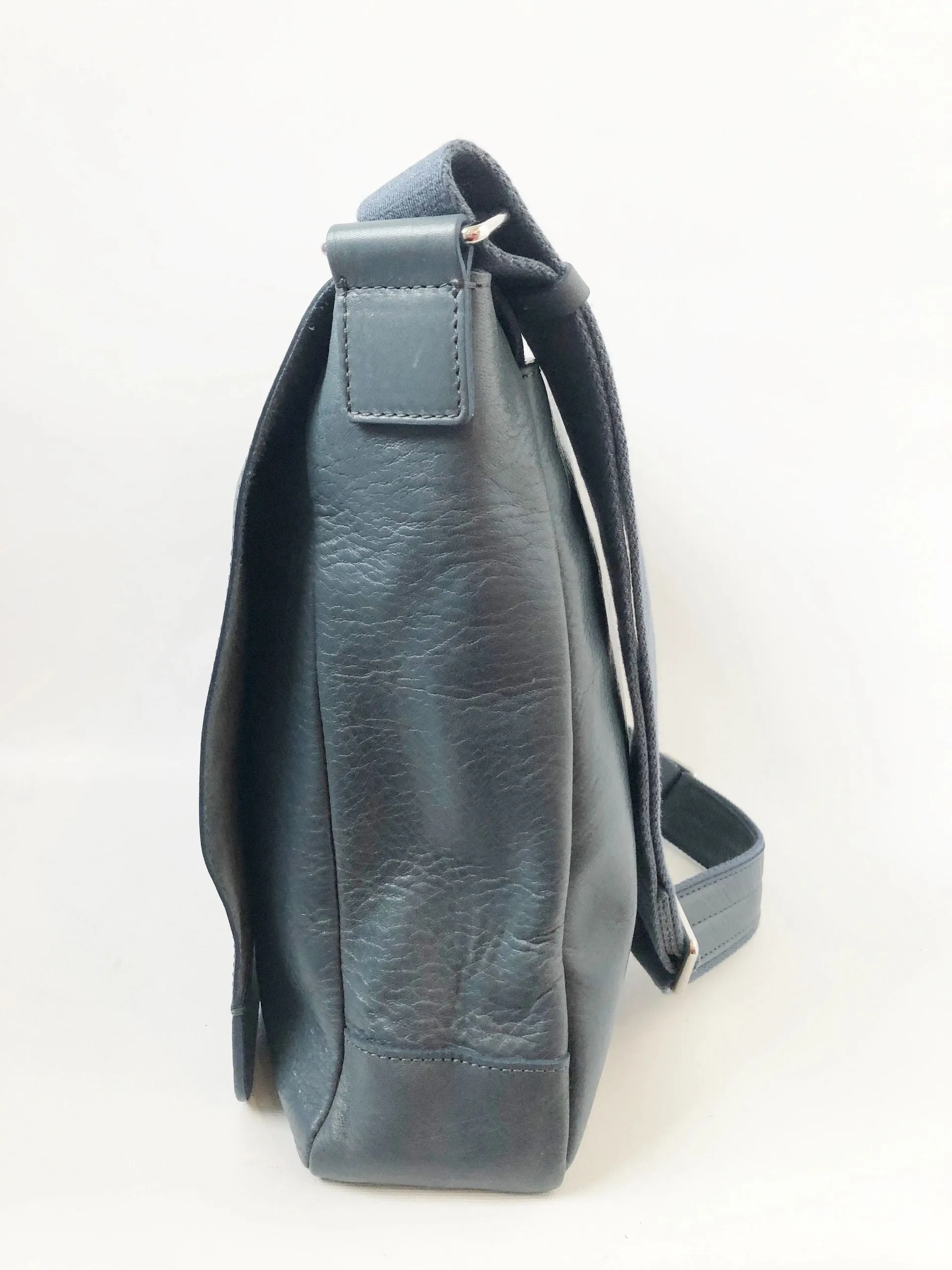 NEW Shinola Slim Messenger