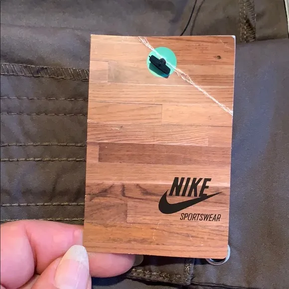 NWT Nike Beyond Bermuda Low-Rise Training Shorts