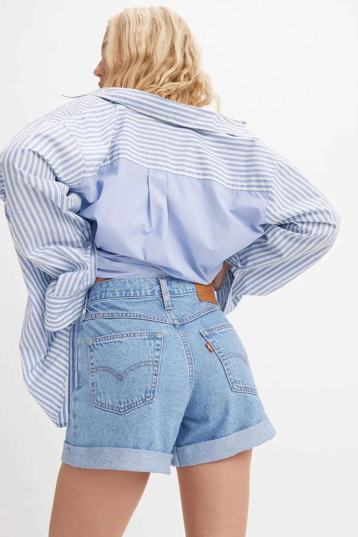 Pantalones Levi's® Cortos Mom De Los 80 Rolled Back to Blue