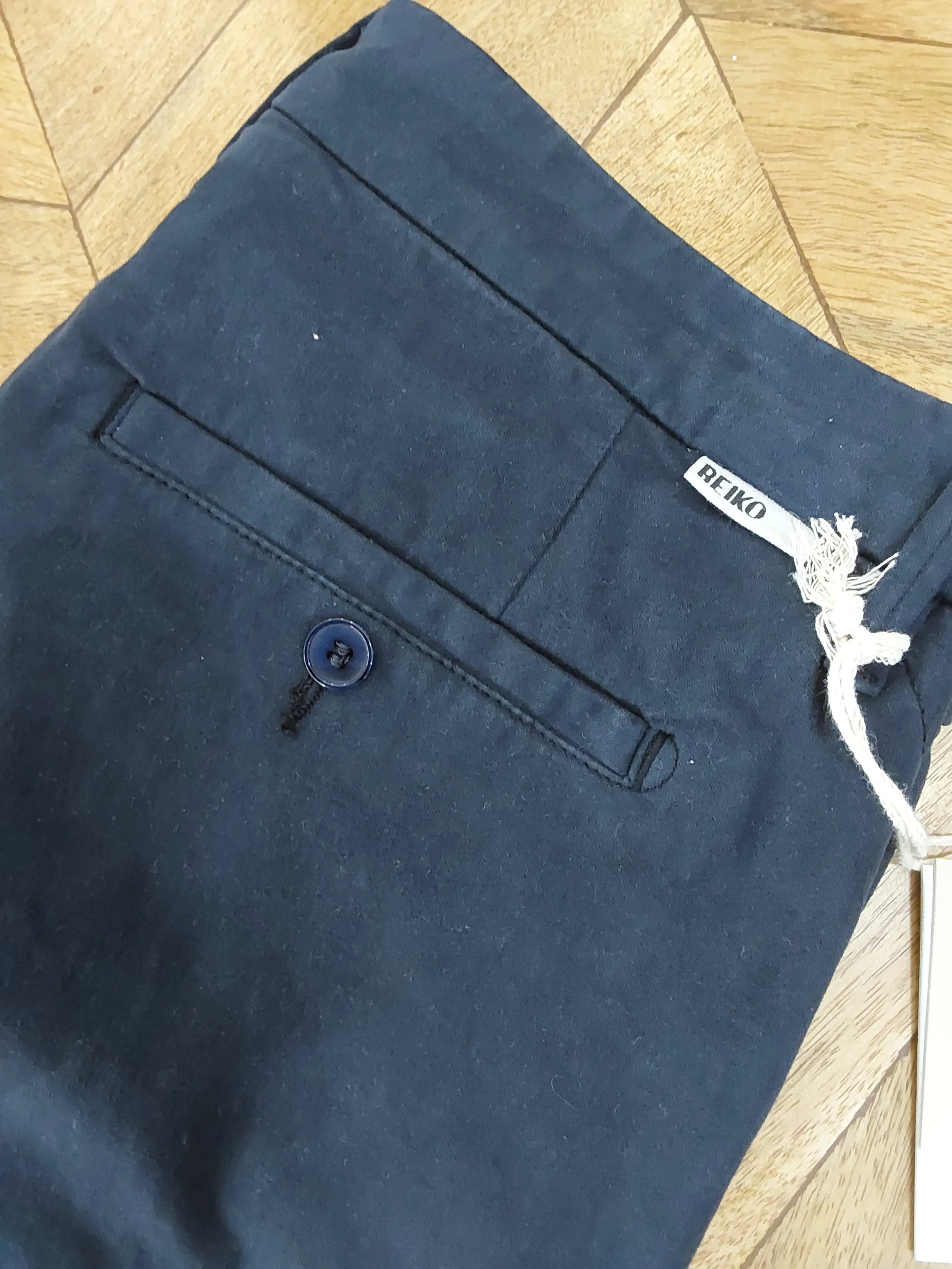 Reiko Sandy Basics Chinos - Dark Navy