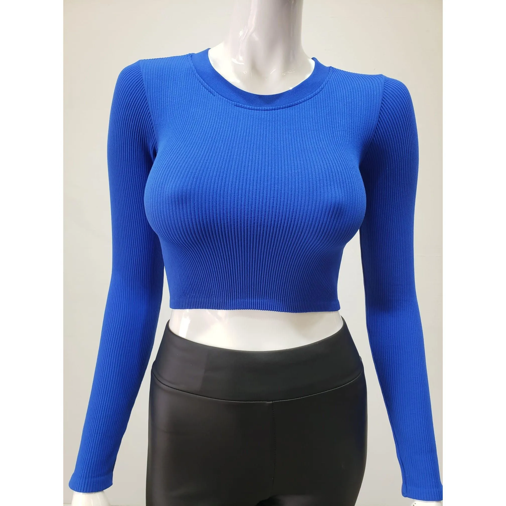 Ribbed Round Neck Long Sleeve Crop Top