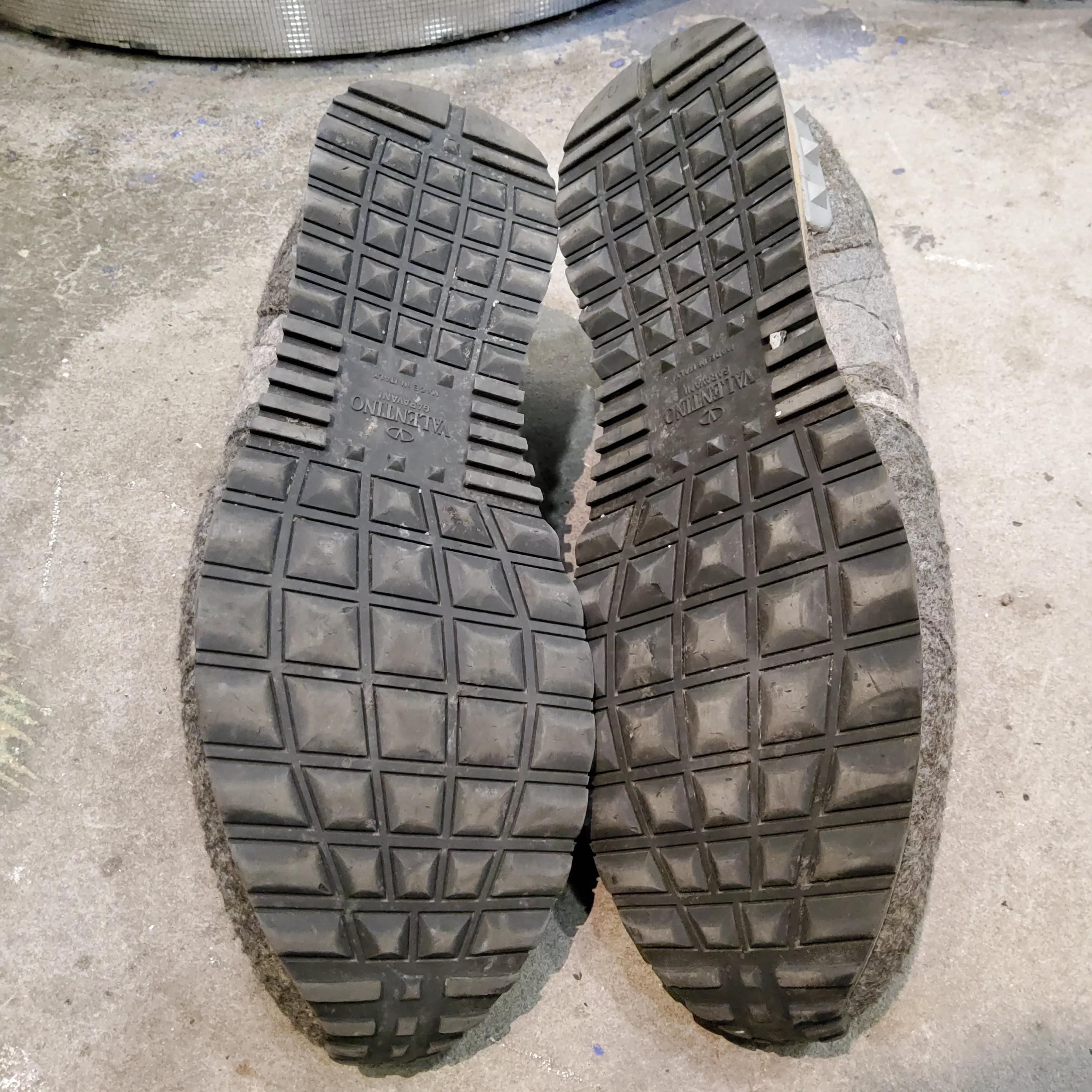 ROCKRUNNER LOW CANVAS SNEAKERS