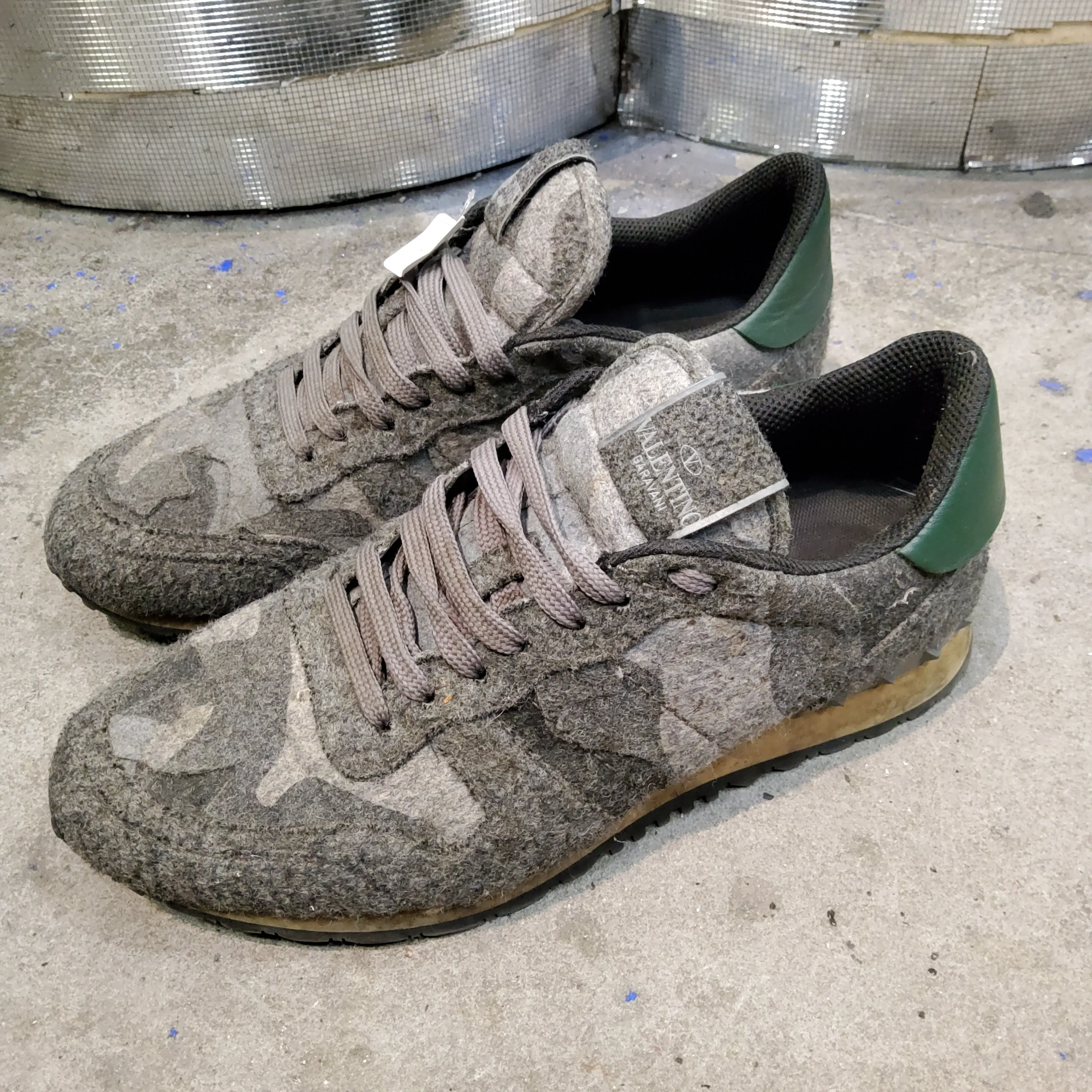 ROCKRUNNER LOW CANVAS SNEAKERS