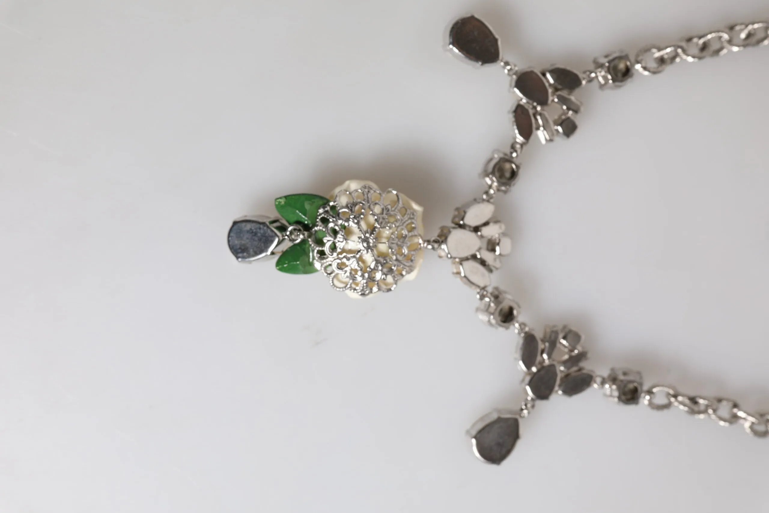 Silver Tone Brass Clear Crystal Roses Pendants Necklace