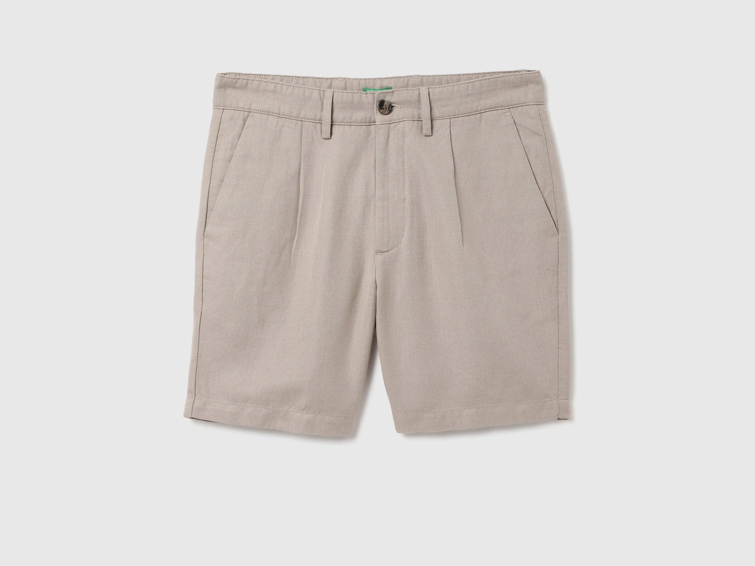 Solid Relaxed Fit Shorts