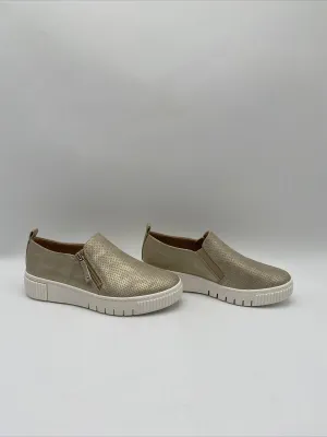 Soul Naturalizer Women's Tia Slip-On Sneakers Gold Size 6.5M - Very Good