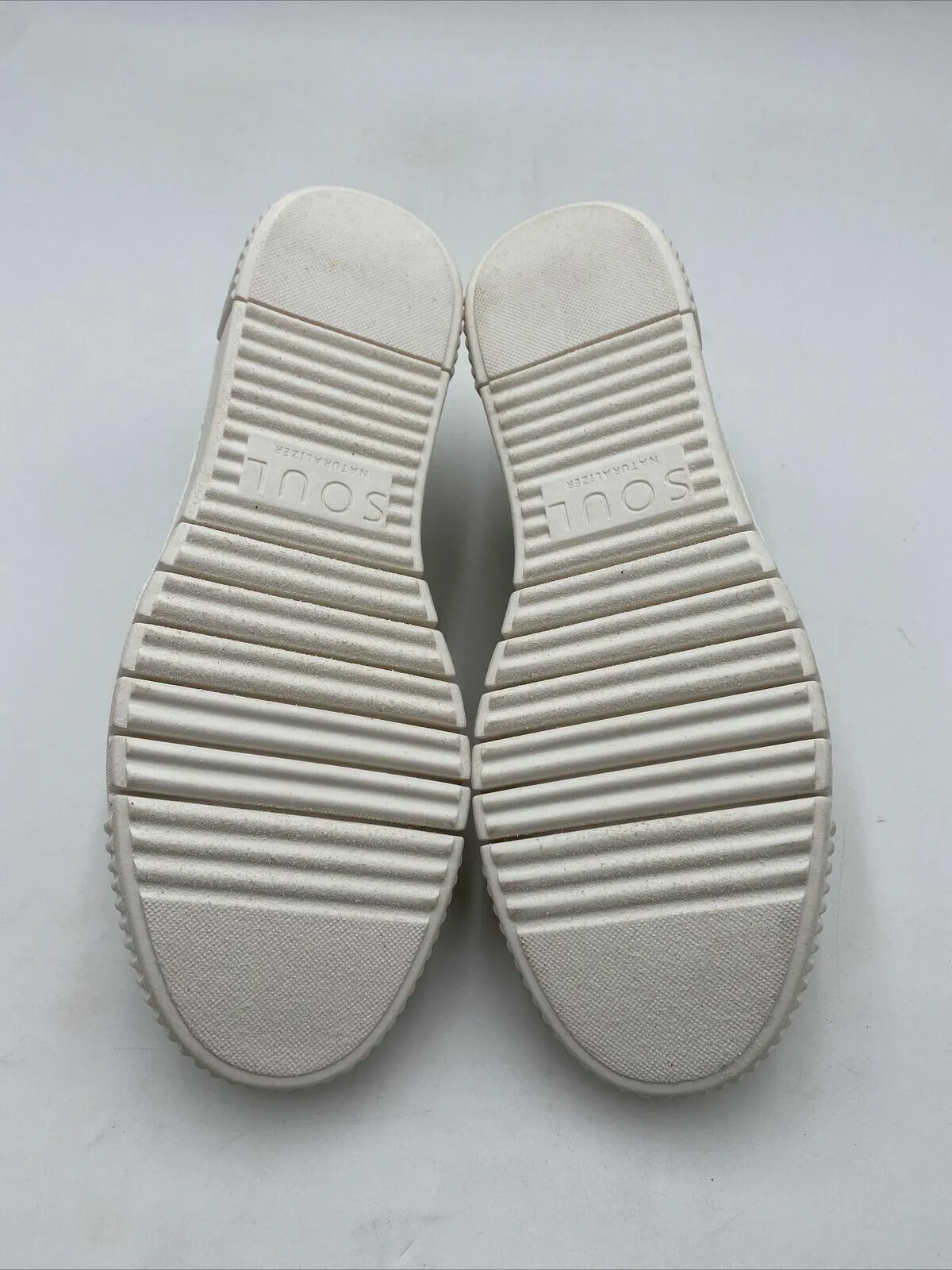 Soul Naturalizer Women's Tia Slip-On Sneakers Gold Size 6.5M - Very Good