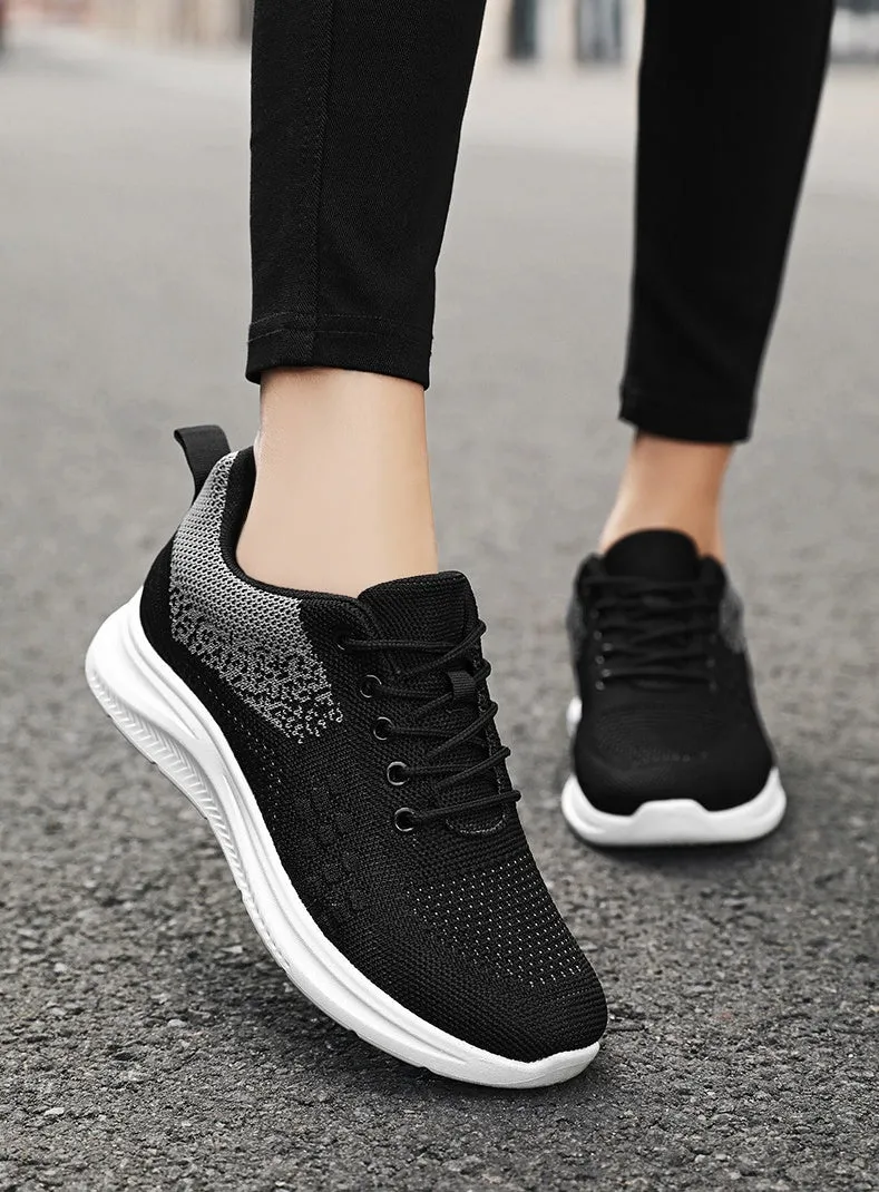 Sporty Two-Tone Sneakers for Women's Ultimate Comfort