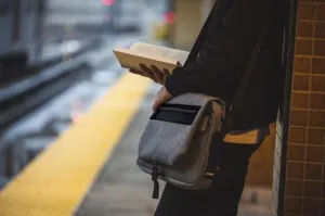 Street Messenger Grey BE