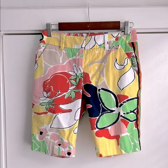Trina Turk Women’s Bermuda Shorts 00 Tropicana Floral Print