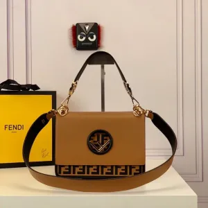VELORA - Kan Shoulder Bag  Brown