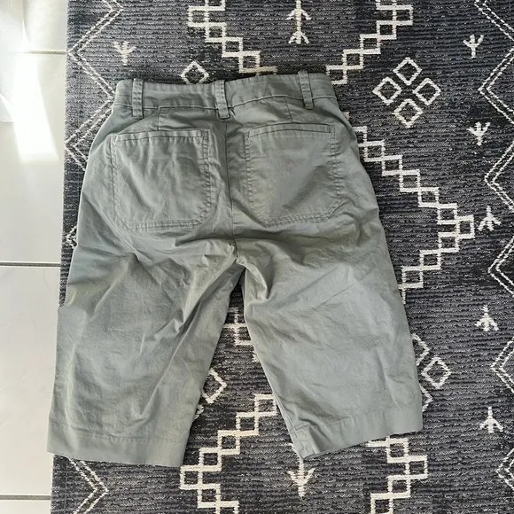 Vince Coin Pocket Bermuda Long Shorts Sea Green