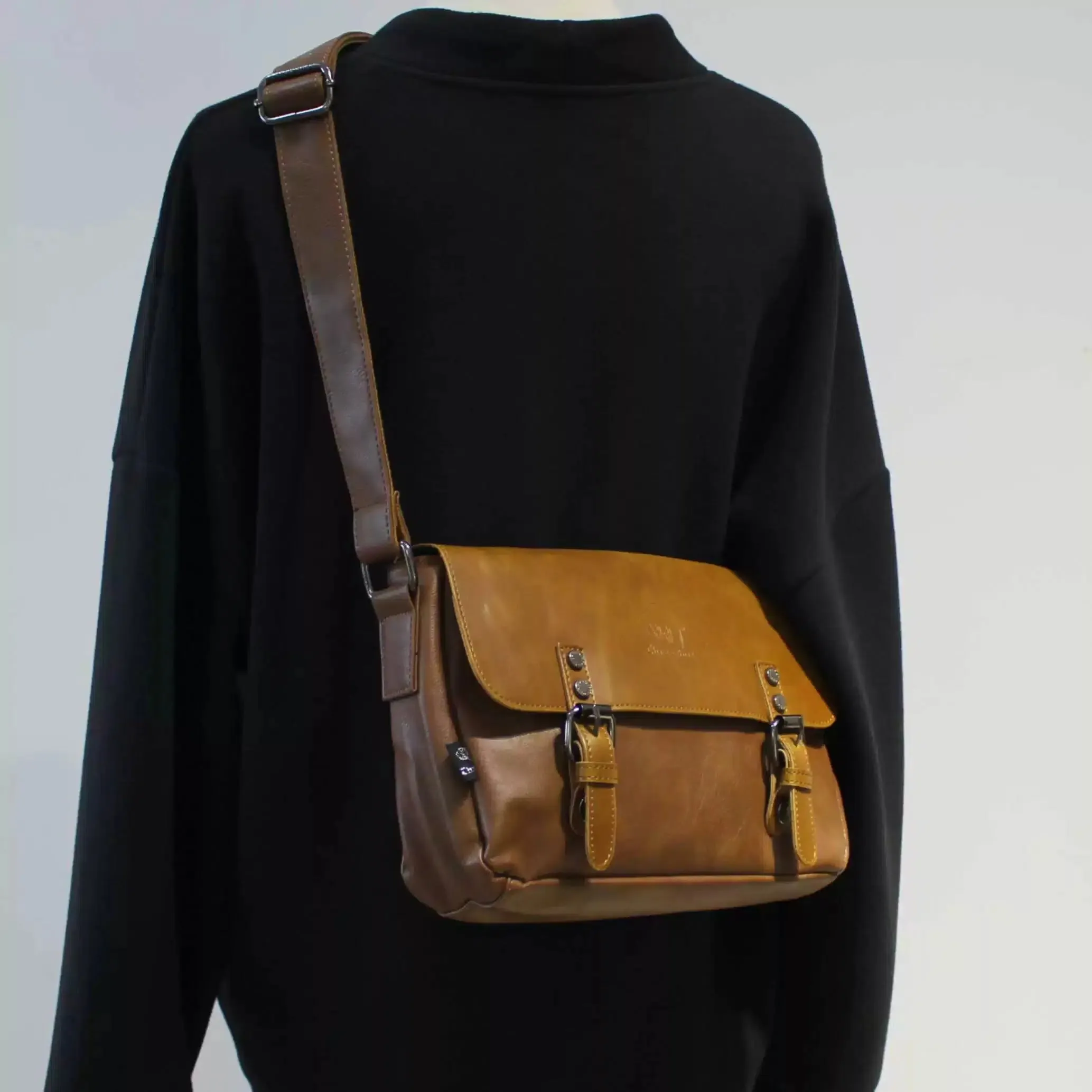 Vintage Leather Messenger Bag