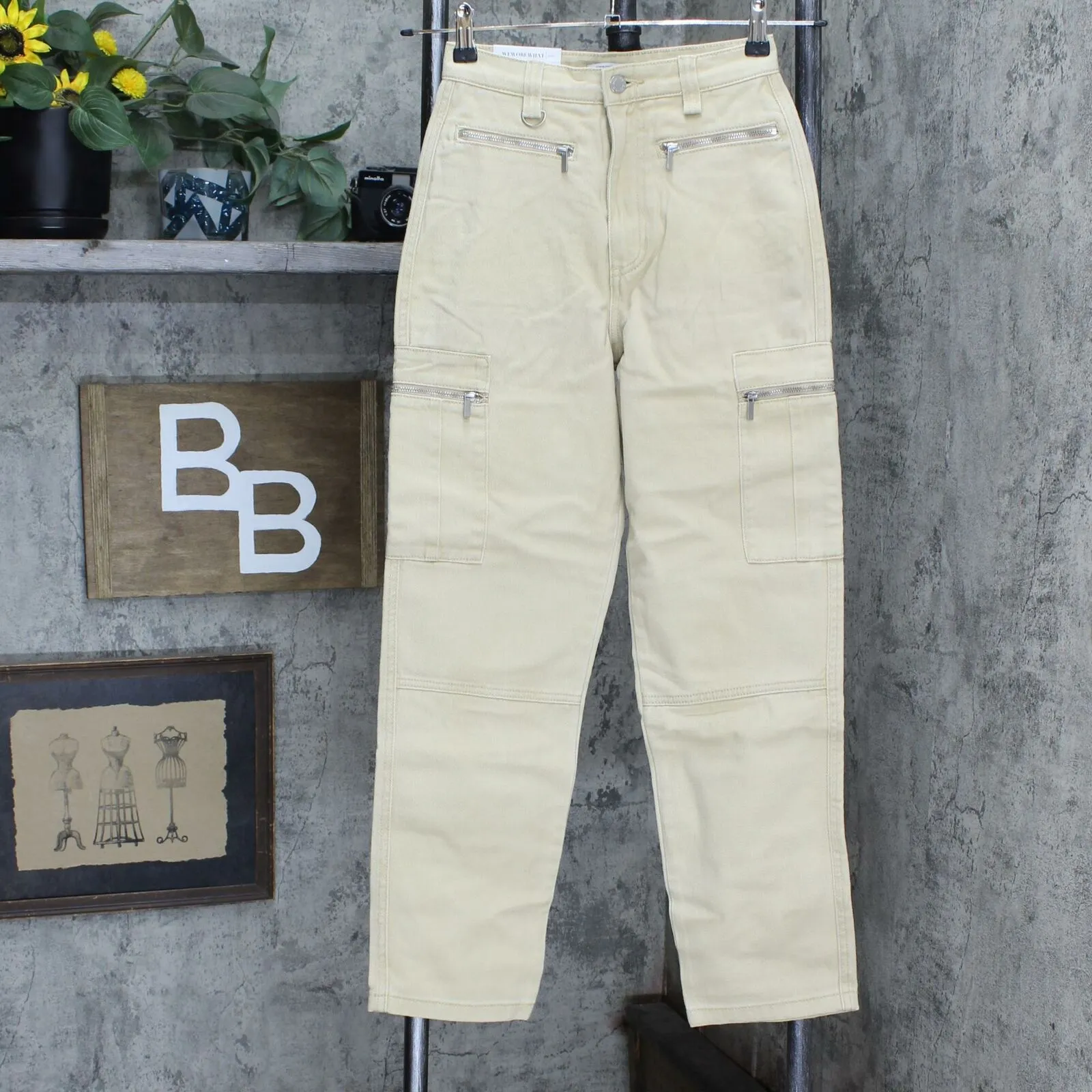 WeWoreWhat Women's High Rise Solid Rigid Denim Utility Pants
