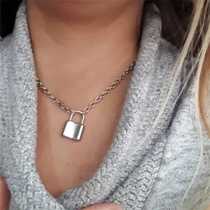 Wholesale Necklaces gold lock Alloy JDC-NE-xy186