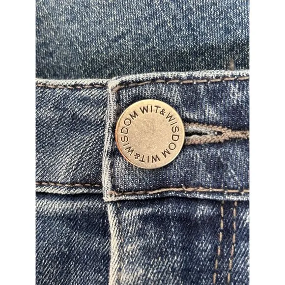 Wit &amp; Wisdom 'Ab' solution Retro Denim Bermuda Shorts in Blue - Sz 2